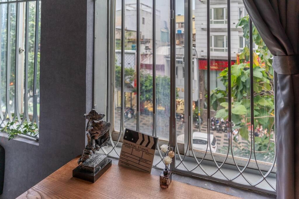 Căn hộ Romantic Hideout @ Central Bui Vien District 1 143a *